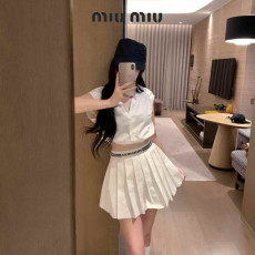미우미우 카라 레터링 셔츠치마 세트