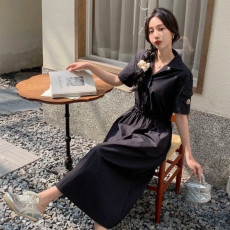 몽클레어 포켓 반팔 원피스