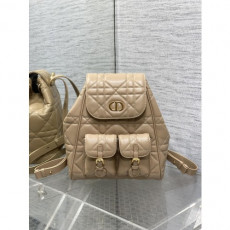 디* 카로 미디움 백팩