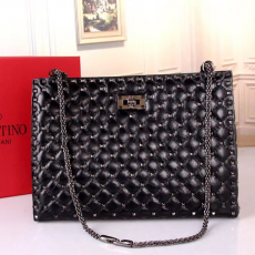 발렌티* 스파이크 쇼퍼백 garavani rockstud spike shopping bag v520010
