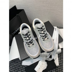  샤* 남여공용 스니커즈 c37070
