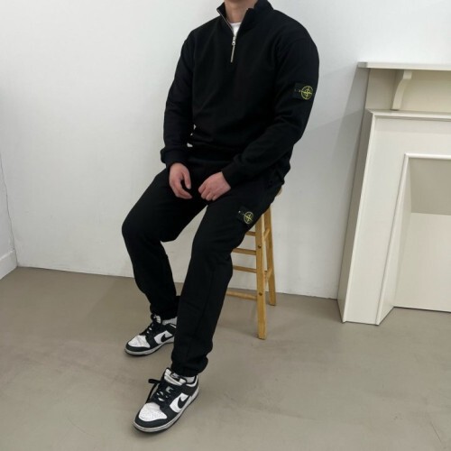 stone islan＊스톤아일랜＊ 와펜 헤비 반집업 조거팬츠 세트