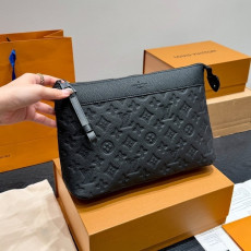 루이비통 앙프렝뜨 보야주 클러치 (더스트구성)