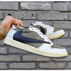 나이키 조던1 X 트레비스스캇 리버스 올리브(풀박스구성)