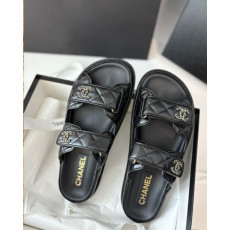 샤넬 벨크로 램스킨 뮬