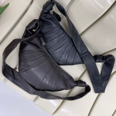 르메르 크루아상백 스몰 (더스트구성)