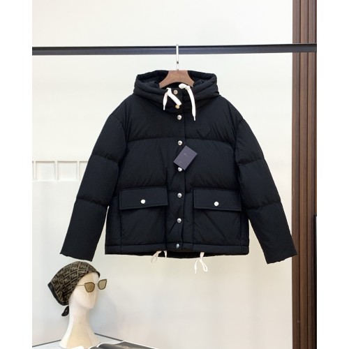 프라다 25SS 패딩